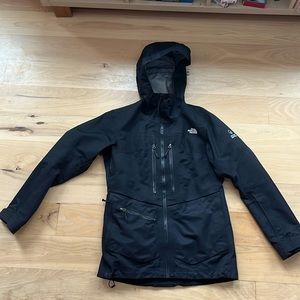 Woman’s ski and snowboard jacket (black)